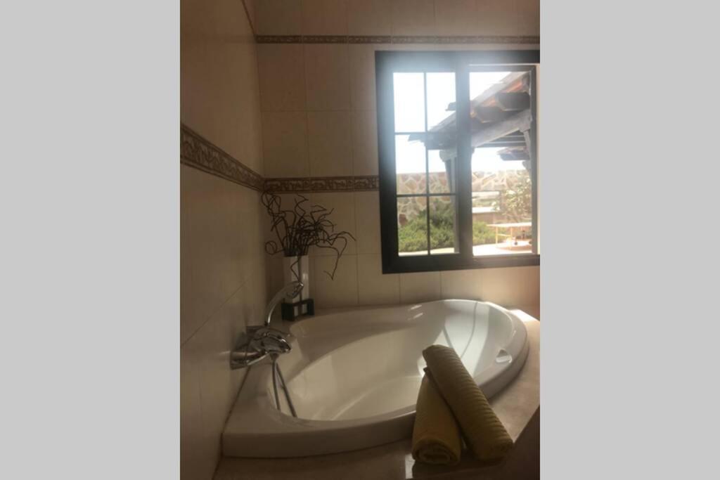 Villa Petronila Tias, Lanzarote Conil ภายนอก รูปภาพ